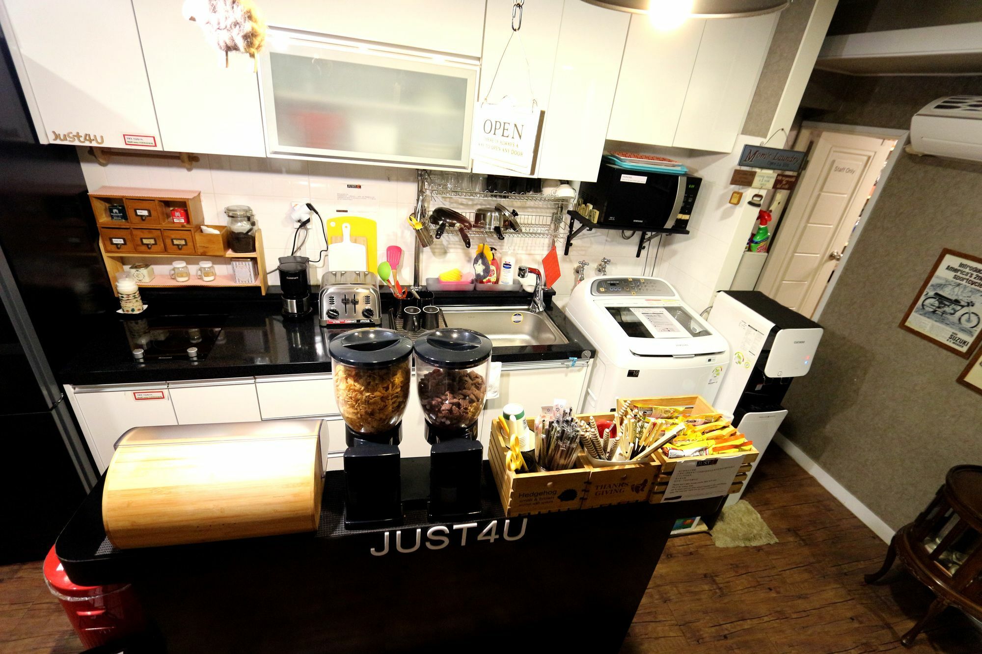 Just4u Hotel
