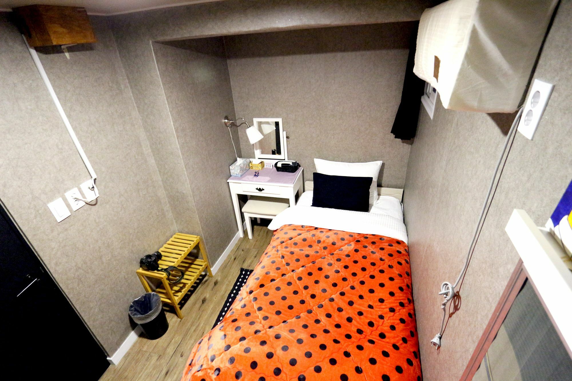 Just4u Hotel 2*